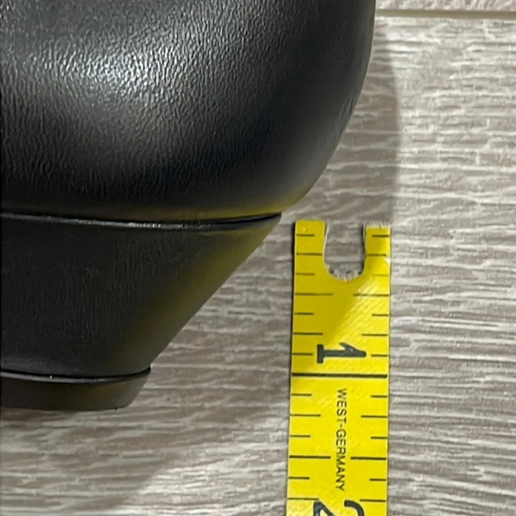NWOT Vintage Penaljo The Fine Art of Comfort Black Leather 1 inch Heels 9 W - Picture 12 of 15